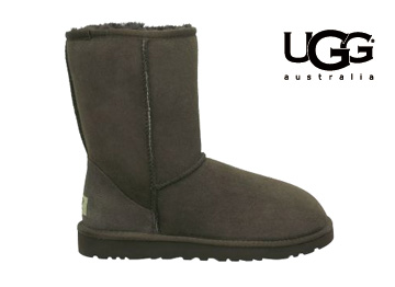 UGGクラシックショート・ムートンブーツ